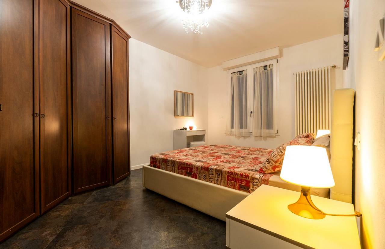 Relax Suite Nazario بولونيا المظهر الخارجي الصورة